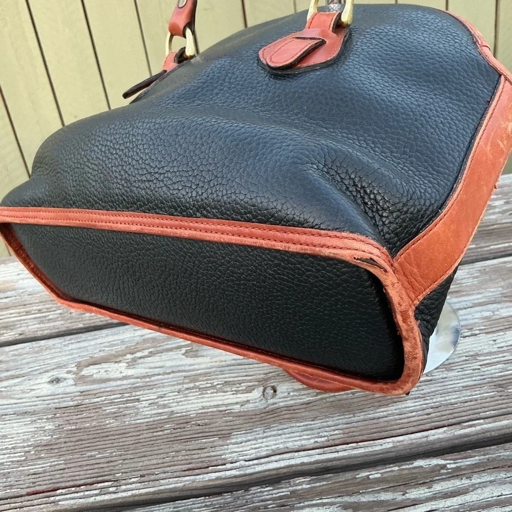 Vintage 80s Liz Claiborne Blue Pebbled Leather Handbag